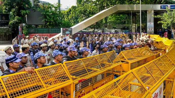 दिल्ली में CJP के प्रदर्शन से पहले सुरक्षा के कड़े इंतजाम, 45 मेट्रो स्टेशन बंद, 23 हजार सुरक्षाकर्मी तैनात